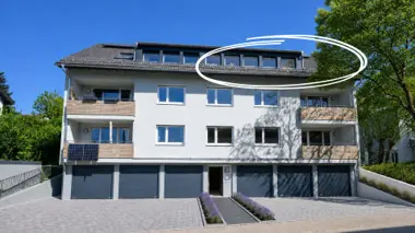 Dachgeschosswohnung | MFH top saniert (EH70) | 3 Zimmer | Süd-Balkon - Vorschaubild 1
